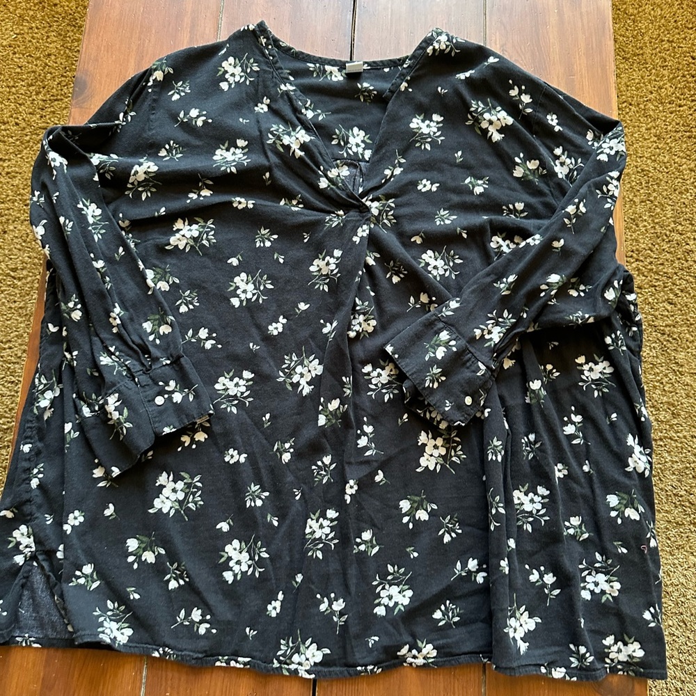 Old Navy plus size floral top